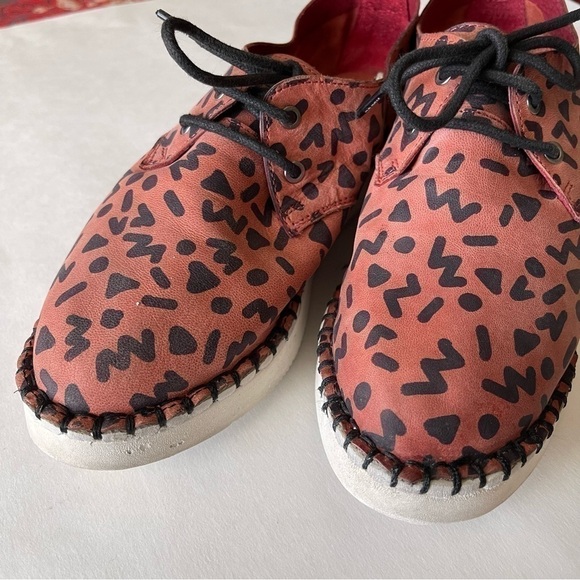 Women's Tessa Goat Milled Leather Maruti Pink and Black Shoes size 8 - Picture 3 of 8